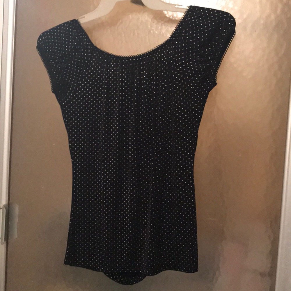 💋Black With Silver Polka Dot Top💋 - Picture 4 of 4